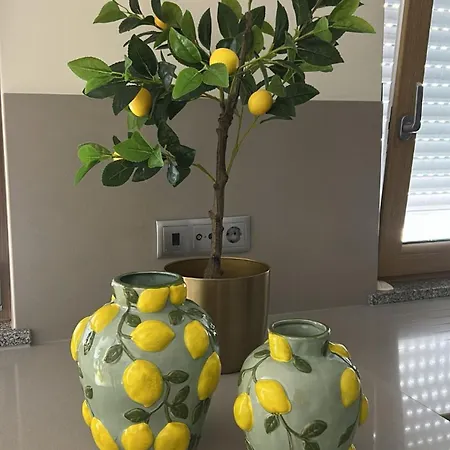 At Maries House 1 Апартаменты Пениши
